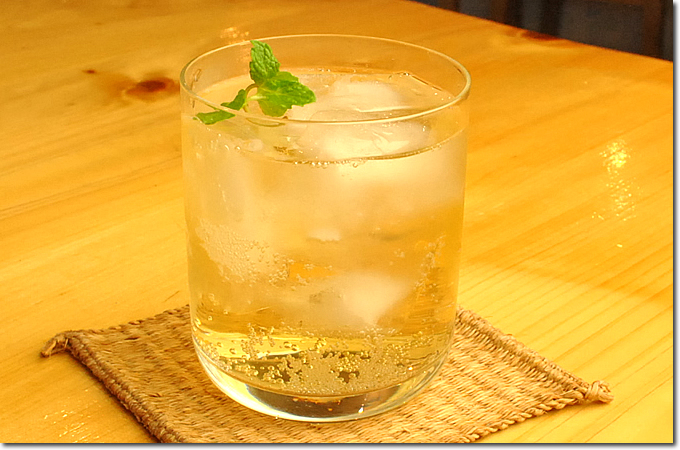 ハニージン・フィズ